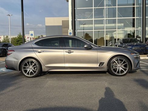Used 2022 Genesis G70 2.0T w/ Prestige Package RWD image 2