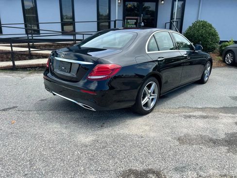 Used 2017 Mercedes-Benz E 300 image 7