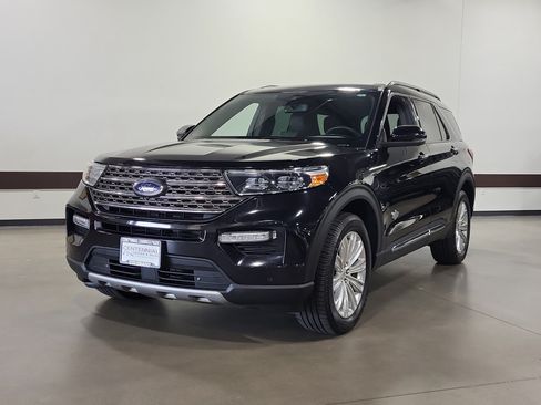Used 2022 Ford Explorer King Ranch w/ Technology Package AWD/4WD image 3