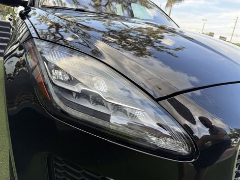 Used 2019 Jaguar E-PACE S AWD/4WD image 9