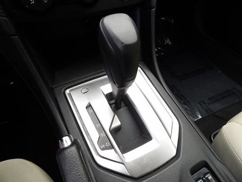 Used 2019 Subaru Impreza 2.0i Premium w/ Eyesight & BSD/Rcta & SRF image 21