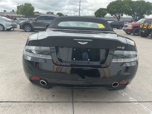 Used 2015 Aston Martin DB9 Volante RWD image 4