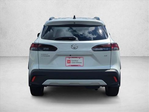 Used 2026 Toyota Corolla Cross LE FWD image 7