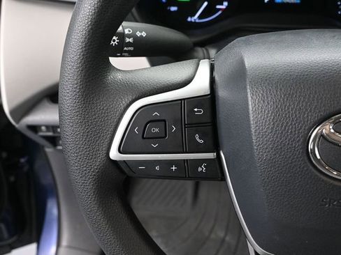 Used 2021 Toyota Sienna LE image 26