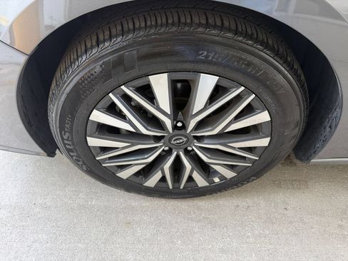 Used 2026 Nissan Altima 2.5 SV FWD image 30