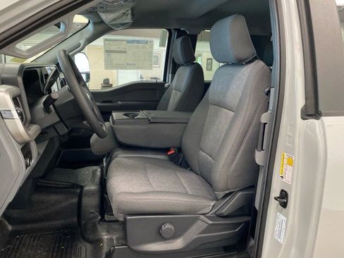 New 2025 Ford F250 XL w/ XL Off-Road Package image 11