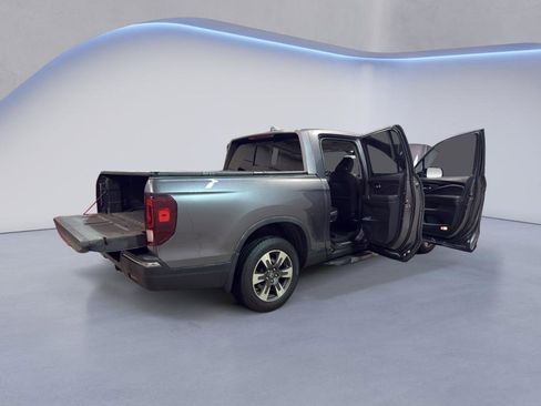 Used 2017 Honda Ridgeline RTL-E image 12