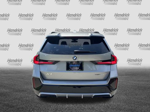 New 2026 BMW X1 xDrive28i w/ Technology Package AWD/4WD image 9