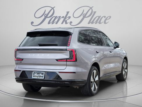 New 2026 Volvo EX90 Plus RWD image 6