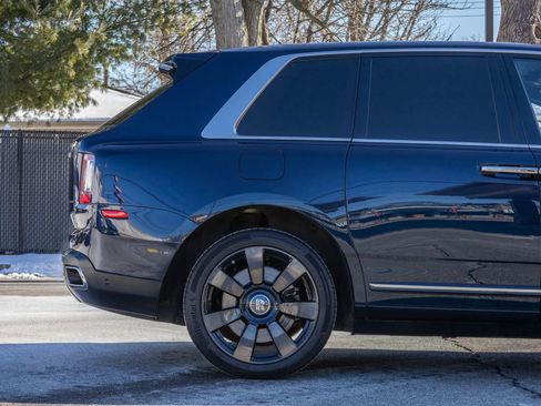 Used 2019 Rolls-Royce Cullinan AWD/4WD image 18