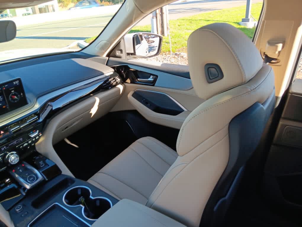 Used 2026 Acura MDX SH-AWD image 21
