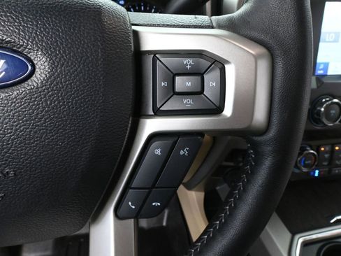 Used 2021 Ford F250 Lariat w/ Lariat Ultimate Package AWD/4WD image 31