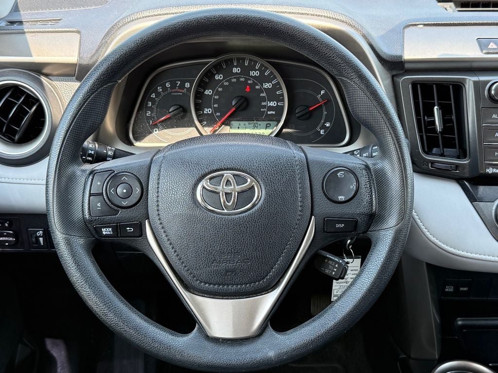 Used 2015 Toyota RAV4 XLE FWD image 19