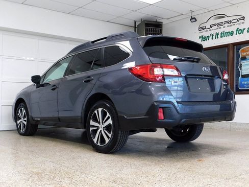 Used 2018 Subaru Outback 2.5i Limited image 6