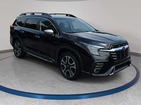 Used 2023 Subaru Ascent Touring AWD/4WD image 3