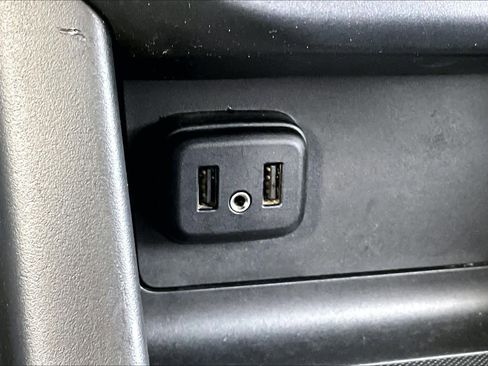 Used 2022 GMC Canyon AT4 w/ Trailering Package image 36