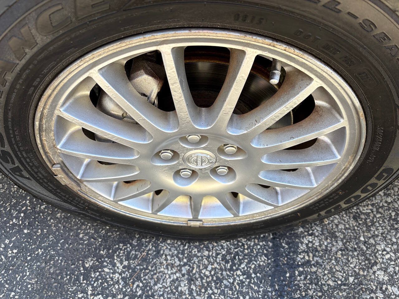 Used 2006 Chrysler Sebring Touring FWD image 20