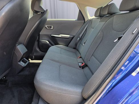 Used 2025 Kia K4 FWD image 14