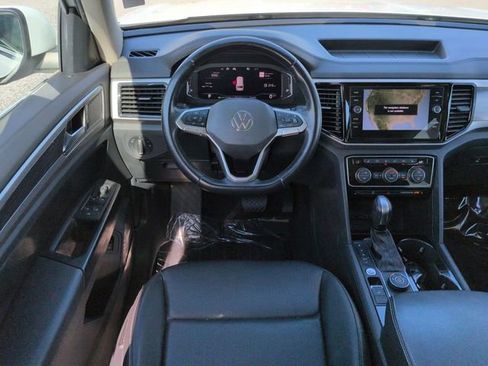 Used 2021 Volkswagen Atlas SEL AWD/4WD image 16