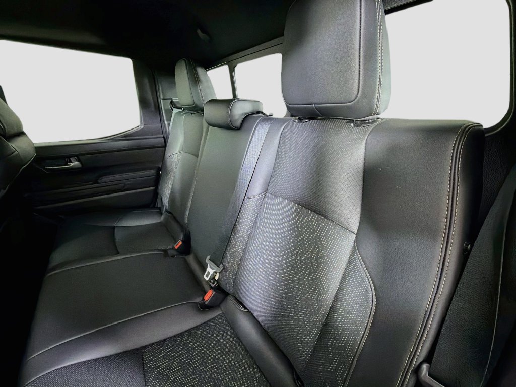 Used 2024 Toyota Tacoma Limited AWD/4WD image 25