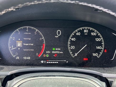 Used 2025 Honda Civic Sport image 24