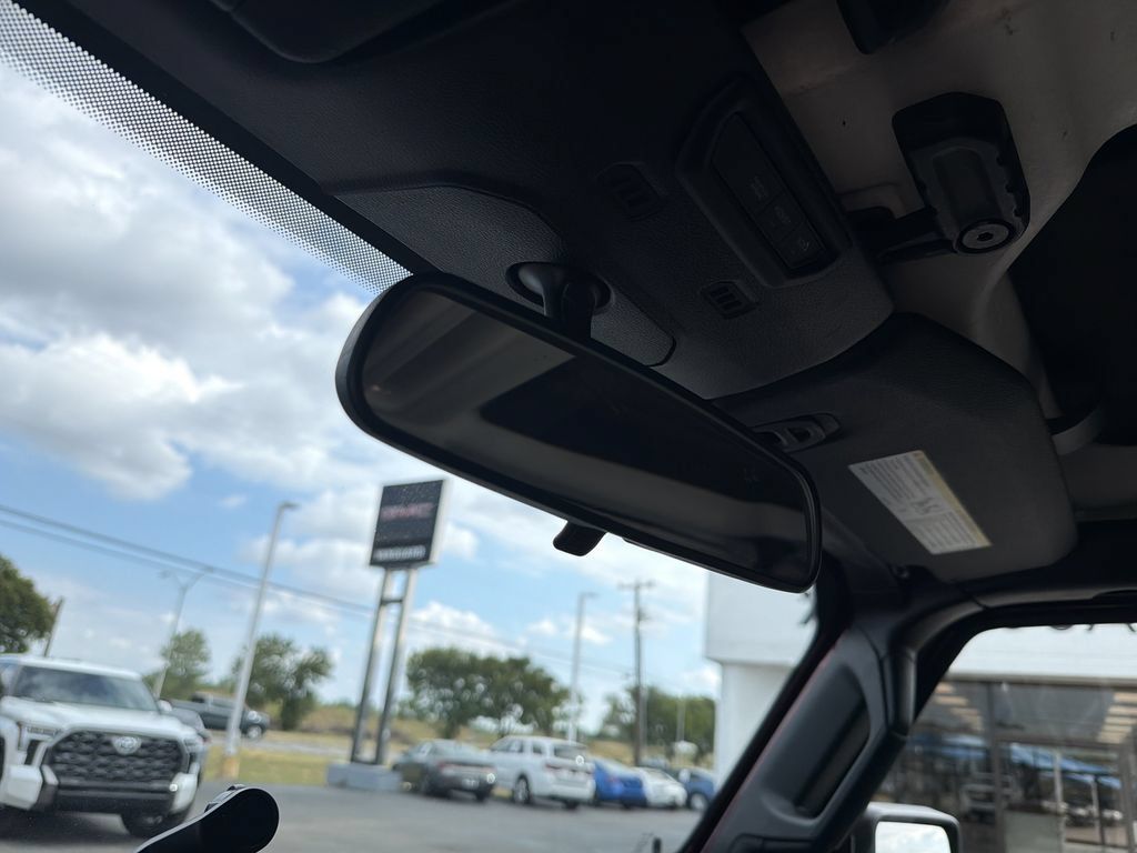 Used 2022 Jeep Wrangler Unlimited Sport AWD/4WD image 24