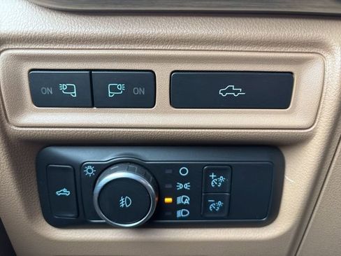 Certified 2022 Ford F150 Lariat w/ Equipment Group 502A High image 16