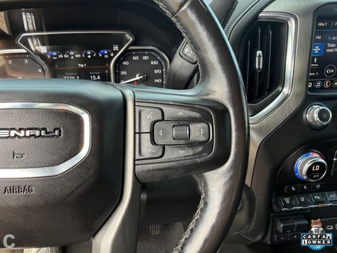 Used 2021 GMC Sierra 2500 Denali w/ Denali Black Diamond Edition AWD/4WD image 29