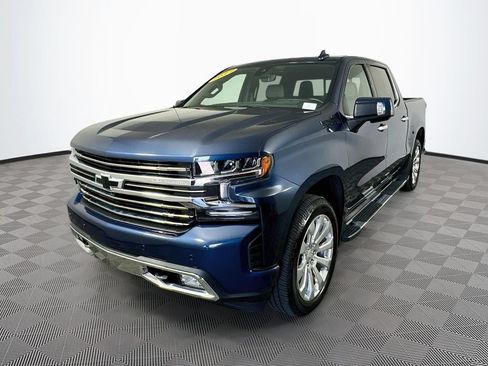 Used 2022 Chevrolet Silverado 1500 High Country w/ Technology Package AWD/4WD image 6