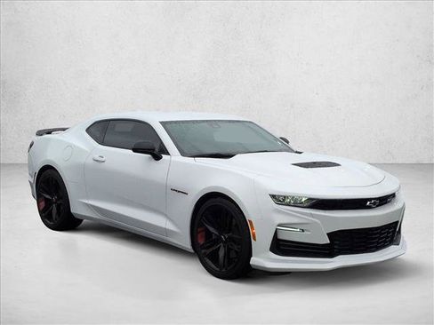 Used 2021 Chevrolet Camaro SS w/ Redline Edition RWD image 3