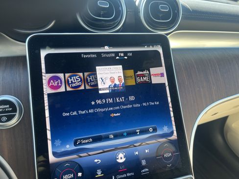 Certified 2024 Mercedes-Benz GLC 300 4MATIC image 29