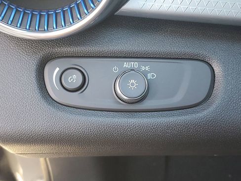 New 2026 Chevrolet Trax LT image 22