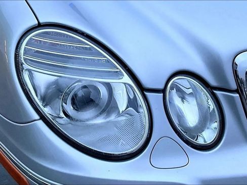 Used 2008 Mercedes-Benz E 350 E 350 Sedan 4D image 27