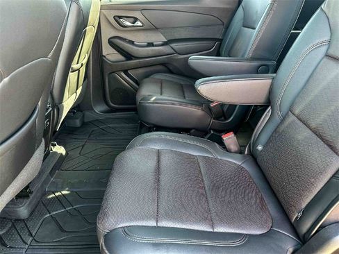 Used 2022 Chevrolet Traverse High Country w/ LPO, Floor Liner Package image 18