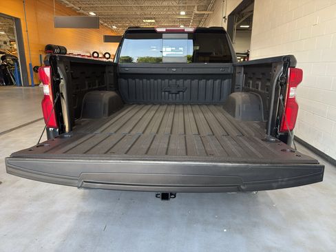 Used 2019 Chevrolet Silverado 1500 RST AWD/4WD image 22