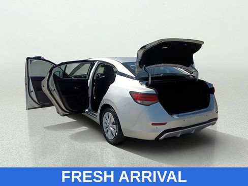 Used 2023 Nissan Sentra S FWD image 13
