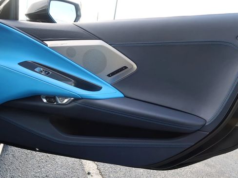 Used 2021 Chevrolet Corvette Stingray Premium Conv w/ Z51 Performance Package image 44