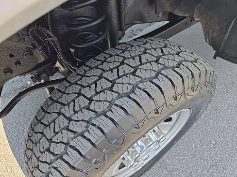 Used 2018 Ford F250 XL w/ Power Equipment Group AWD/4WD image 18