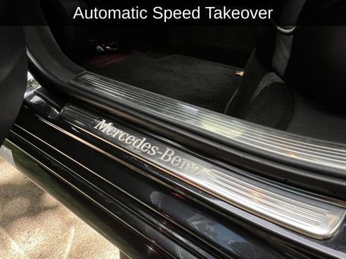 Used 2018 Mercedes-Benz S 560 Sedan image 17