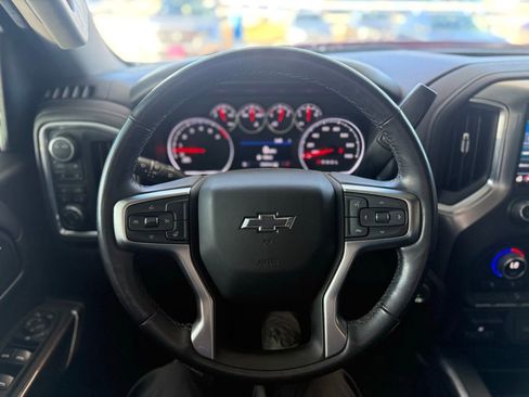 Used 2021 Chevrolet Silverado 1500 RST image 25