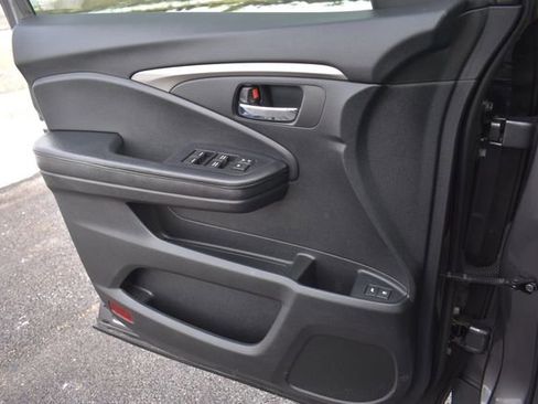 Used 2018 Honda Pilot EX-L image 36