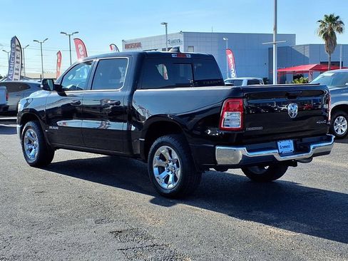 Used 2022 RAM 1500 Big Horn AWD/4WD image 5