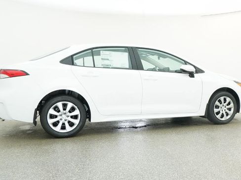 New 2026 Toyota Corolla LE image 23