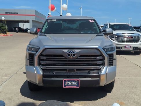 Used 2024 Toyota Tundra Limited image 2