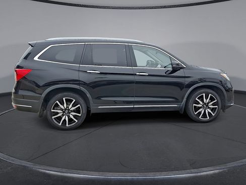Used 2021 Honda Pilot Touring image 32