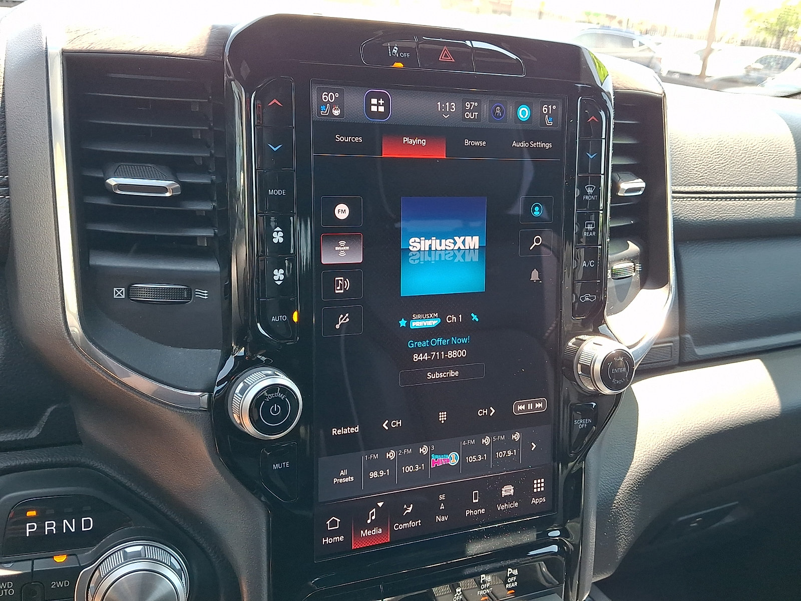 Used 2025 RAM 1500 Laramie AWD/4WD image 16