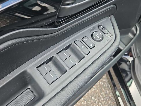 New 2026 Honda Odyssey Touring image 14