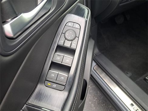 Used 2023 Nissan Rogue SL w/ SL Premium Package image 14