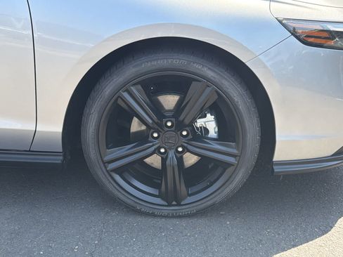 Used 2024 Honda Accord Sport image 23