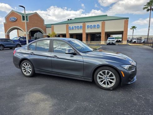 Used 2016 BMW 320i xDrive Sedan image 2
